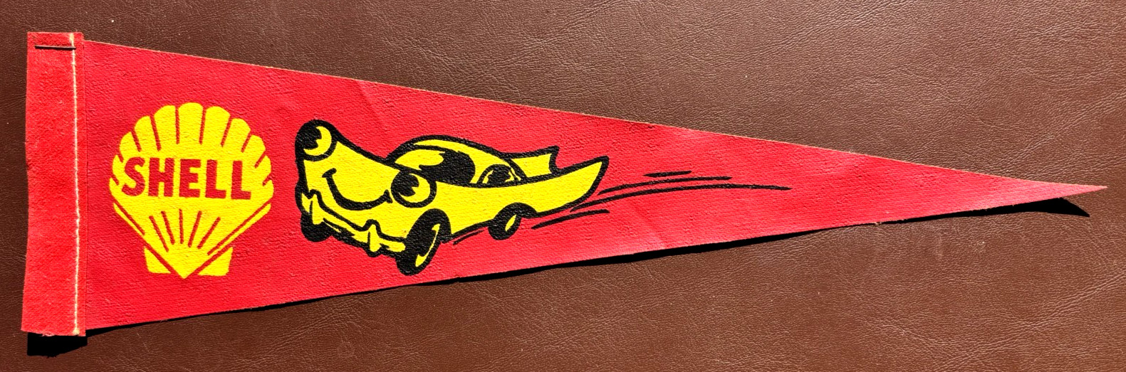 RARE SCARCE VINTAGE 1950s 1960s SHELL OIL sign PENNANT SOUVENIR gas station 12" RARE SCARCE VINTAGE 1950s 1960s SHELL OIL sign PENNANT SOUVENIR gas station 12"