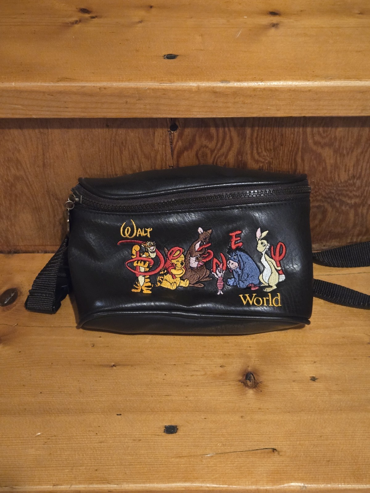 1999 Rare Vintage Y2K Walt Disney World Embroidered Crossbody Fanny Pack 1999 Rare Vintage Y2K Walt Disney World Embroidered Crossbody Fanny Pack