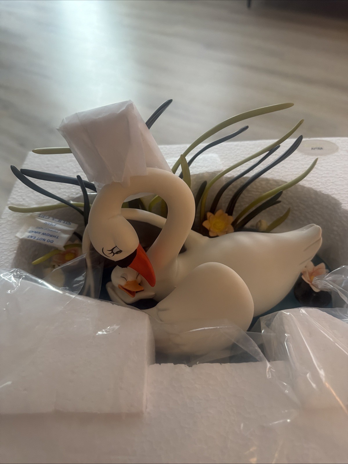 Very Rare WDCC The Ugly Duckling and Mother "A Loving Embrace" + Box & COA Very Rare WDCC The Ugly Duckling and Mother "A Loving Embrace" + Box & COA