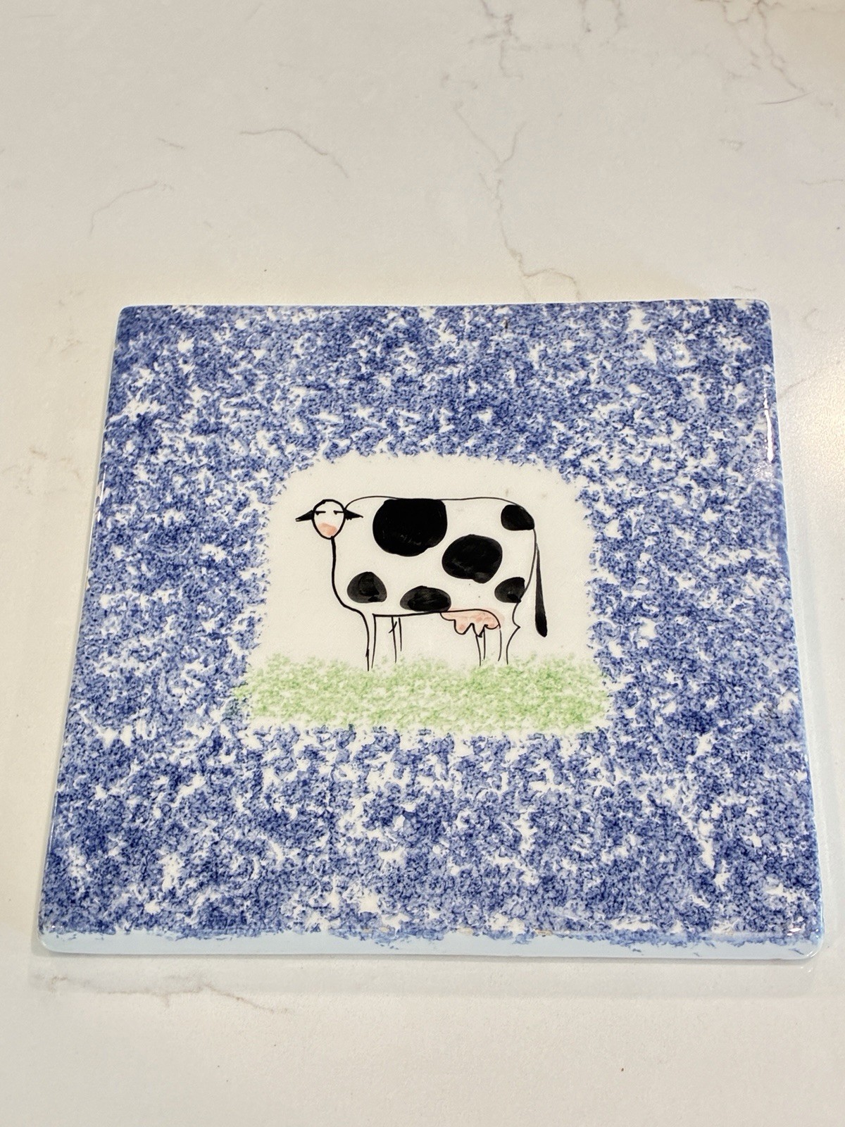 Vintage Italian Majolica Hand-Painted Cow Ceramic Trivet / Tile – Blue Sponge Vintage Italian Majolica Hand-Painted Cow Ceramic Trivet / Tile – Blue Sponge