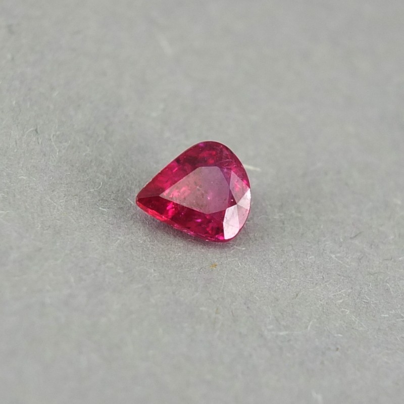 SHOLA Genuine 0,88 Ct Natural Untreated Ruby Purpur Red From Mozambique SHOLA Genuine 0,88 Ct Natural Untreated Ruby Purpur Red From Mozambique