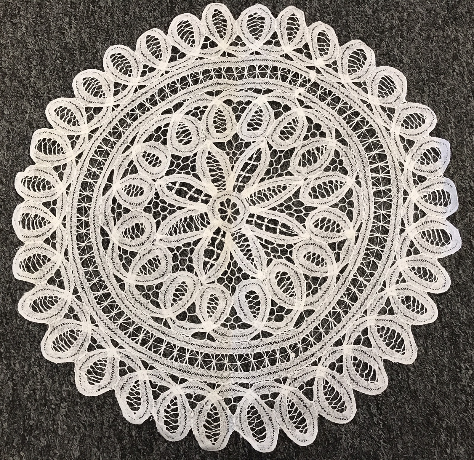 2 Pcs 16" White Cotton Handmade Battenburg Lace Crochet Doily Doilies Wedding 2 Pcs 16" White Cotton Handmade Battenburg Lace Crochet Doily Doilies Wedding