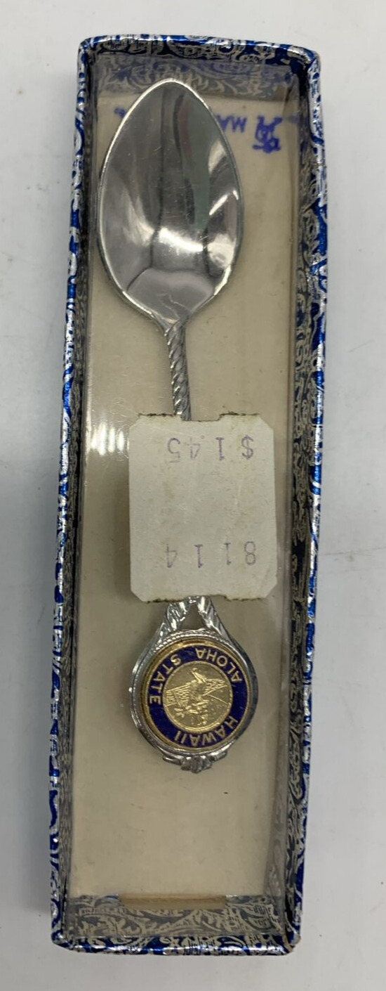 Vintage Souvenir Hawaii State Seal Collectors Spoon 3.75” New in Box