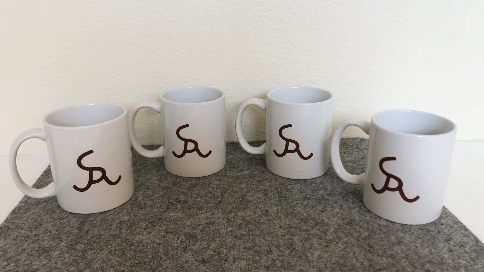 RARE Alisal Guest Ranch & Resort Coffee Mugs Set (4) RARE Alisal Guest Ranch & Resort Coffee Mugs Set (4)