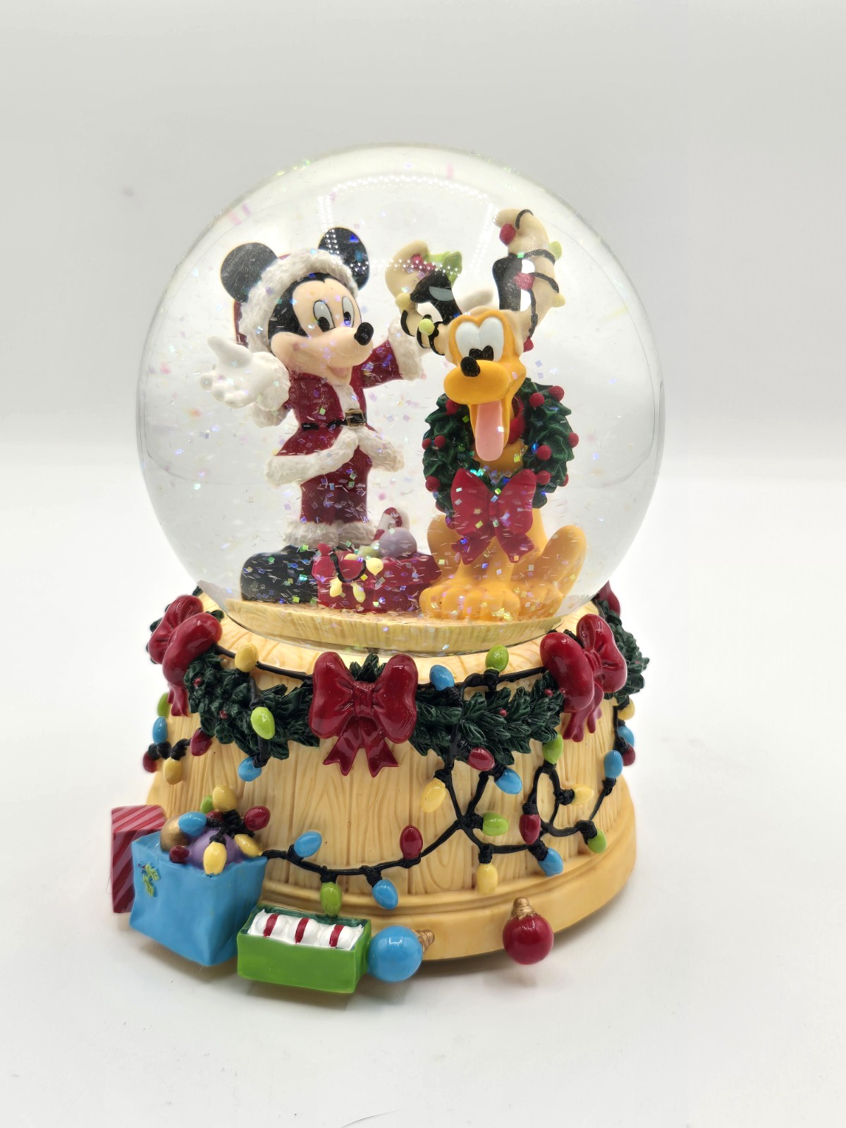 Enesco Disney Mickey Mouse & Pluto Musical Christmas Snow Globe Deck The Halls Enesco Disney Mickey Mouse & Pluto Musical Christmas Snow Globe Deck The Halls