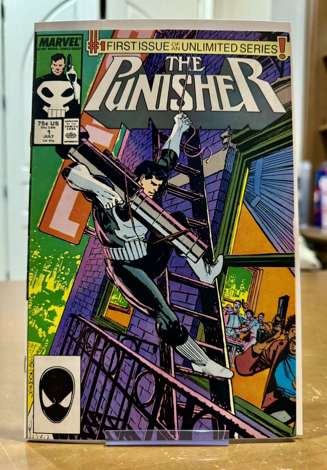 Punisher #1 Volume 2 (Marvel Comics 1987) VF