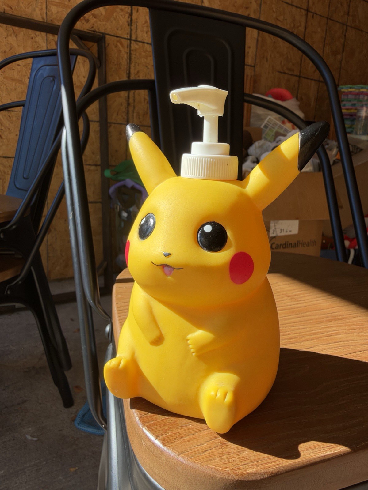 RARE Vintage 1999 Nintendo Pokémon Pikachu Soap & Shampoo Pump Dispenser Bottle