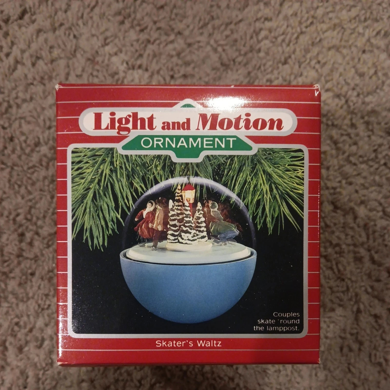 Vtg 1988 Hallmark Keepsake Magic Light & Motion Ornament Skater's Waltz -6-9-178 Vtg 1988 Hallmark Keepsake Magic Light & Motion Ornament Skater's Waltz -6-9-178