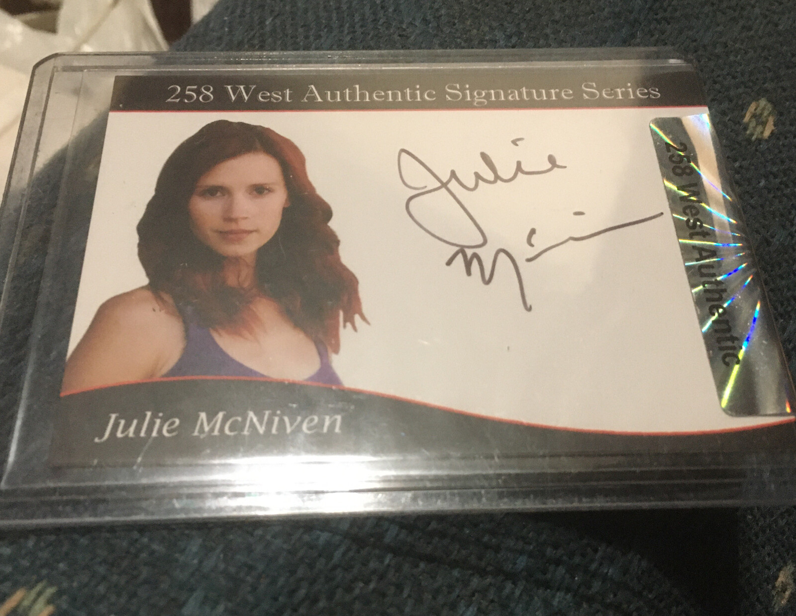 258 West Authentic Signatures Series Julie McNiven Autographed Card ~ 81  of 258