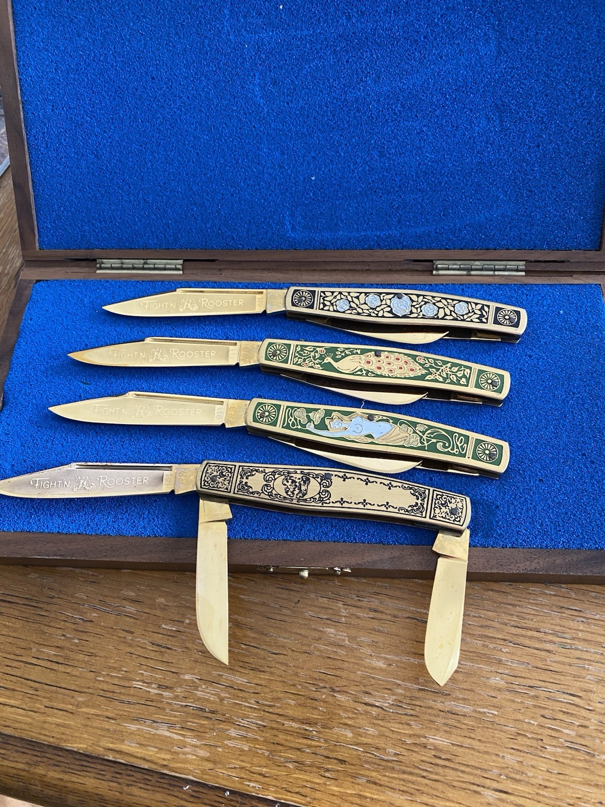 Fight’n Rooster Gold Plated & Enamel 3- Blade Premium Stockman Pocket Knifes-4p Fight’n Rooster Gold Plated & Enamel 3- Blade Premium Stockman Pocket Knifes-4p
