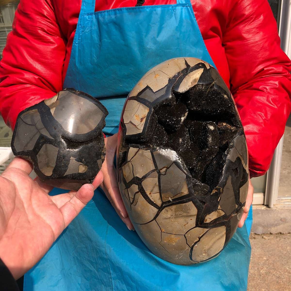 22.19LB Natural Septarian "Dragon Egg" Geode with Removable Cap healing 22.19LB Natural Septarian "Dragon Egg" Geode with Removable Cap healing