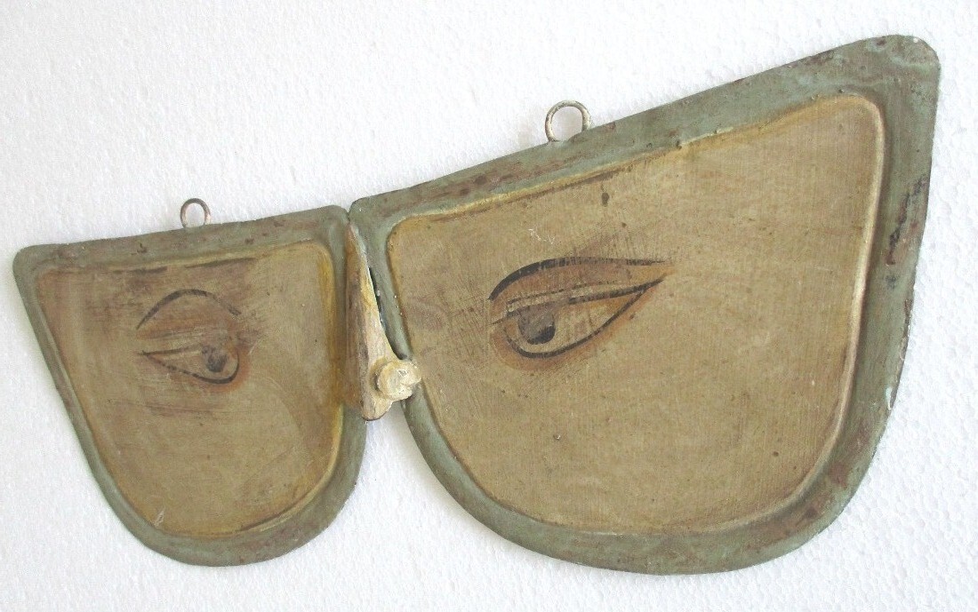 Antique Optometrist's advertisement trade sign specs clinic hospital sign Antique Optometrist's advertisement trade sign specs clinic hospital sign