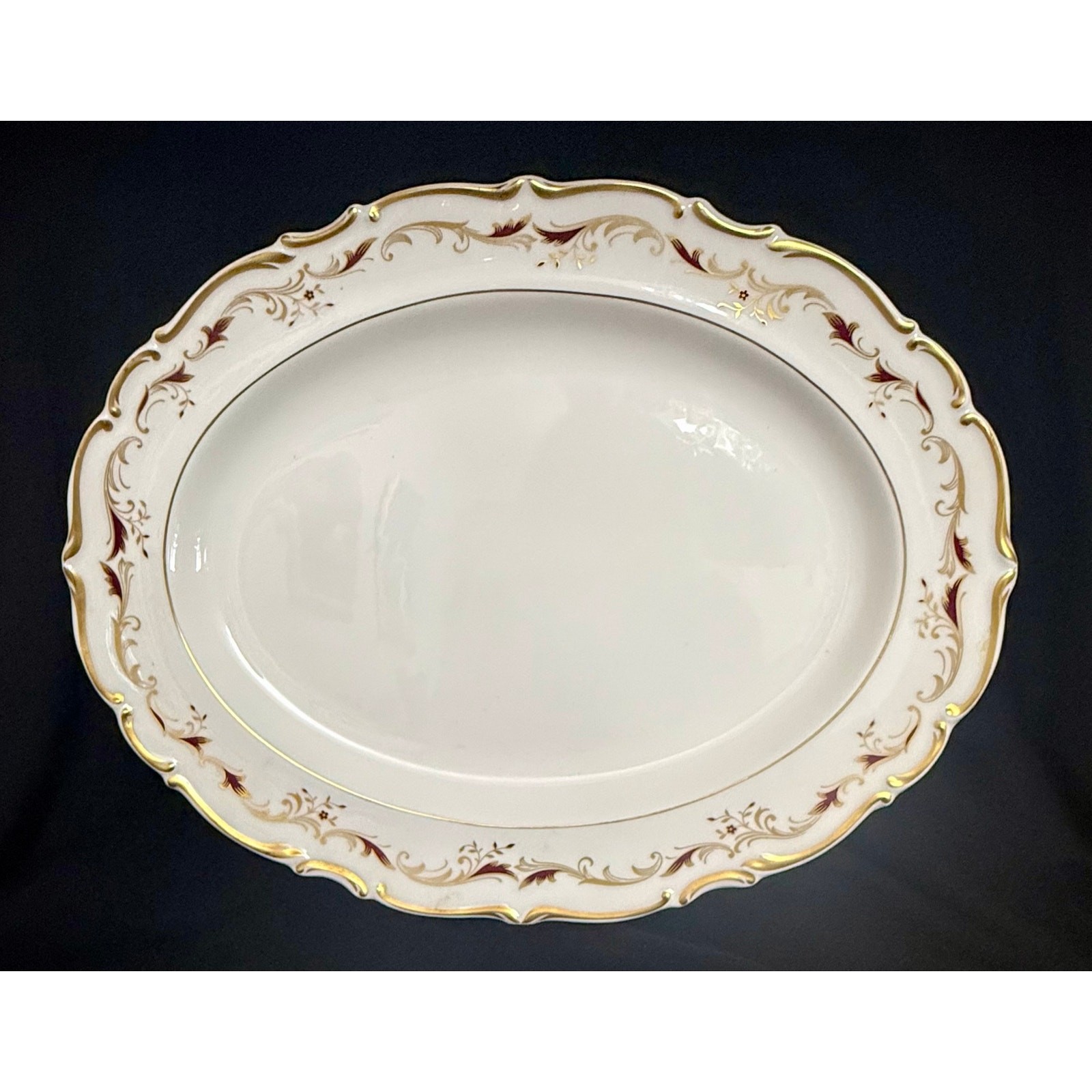 Royal Doulton Strasbourg H4958 13" Oval Serving Platter Gold Scroll Maroon Royal Doulton Strasbourg H4958 13" Oval Serving Platter Gold Scroll Maroon