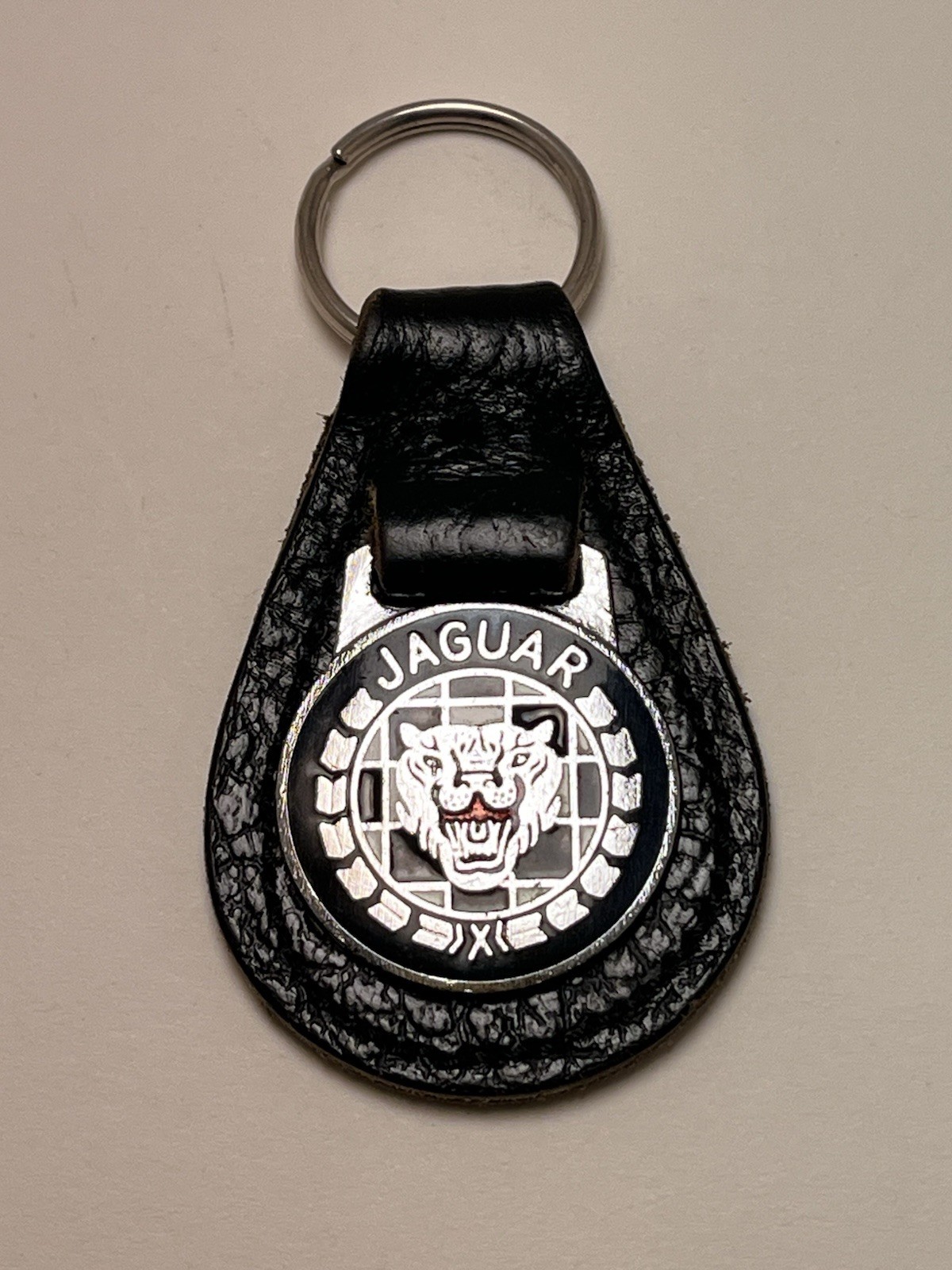 Vintage 1960s Jaguar Keyring Checkerboard Growler Key Fob Made In England Vintage 1960s Jaguar Keyring Checkerboard Growler Key Fob Made In England