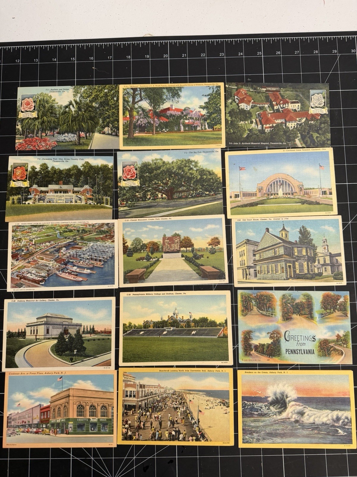170 Unposted Postcards Lot - linen - B/W - RPPC 1930-1970 - US places 170 Unposted Postcards Lot - linen - B/W - RPPC 1930-1970 - US places