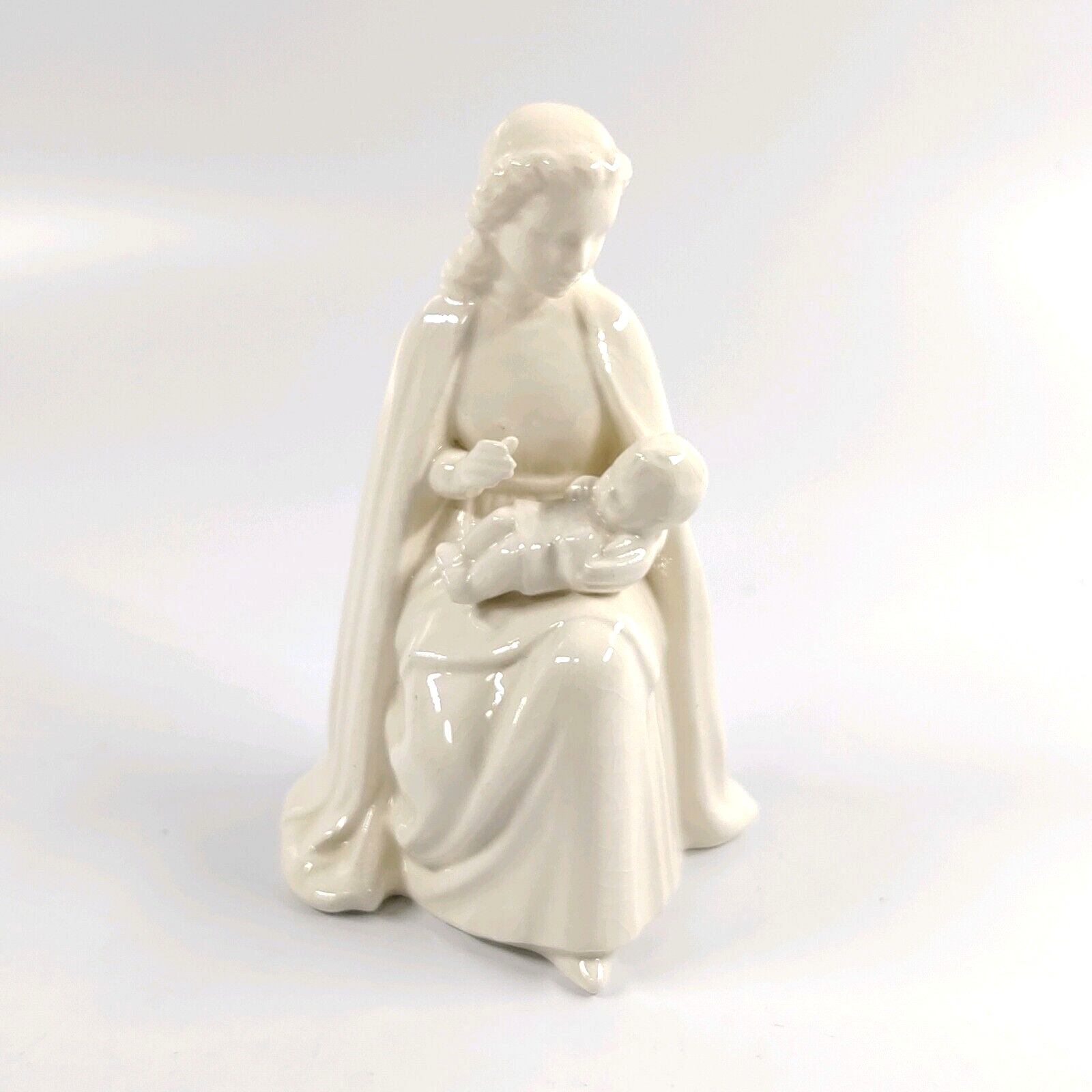 Goebel Sacrart Mary Holding Jesus Madonna Mother and Child Nativity Figurine