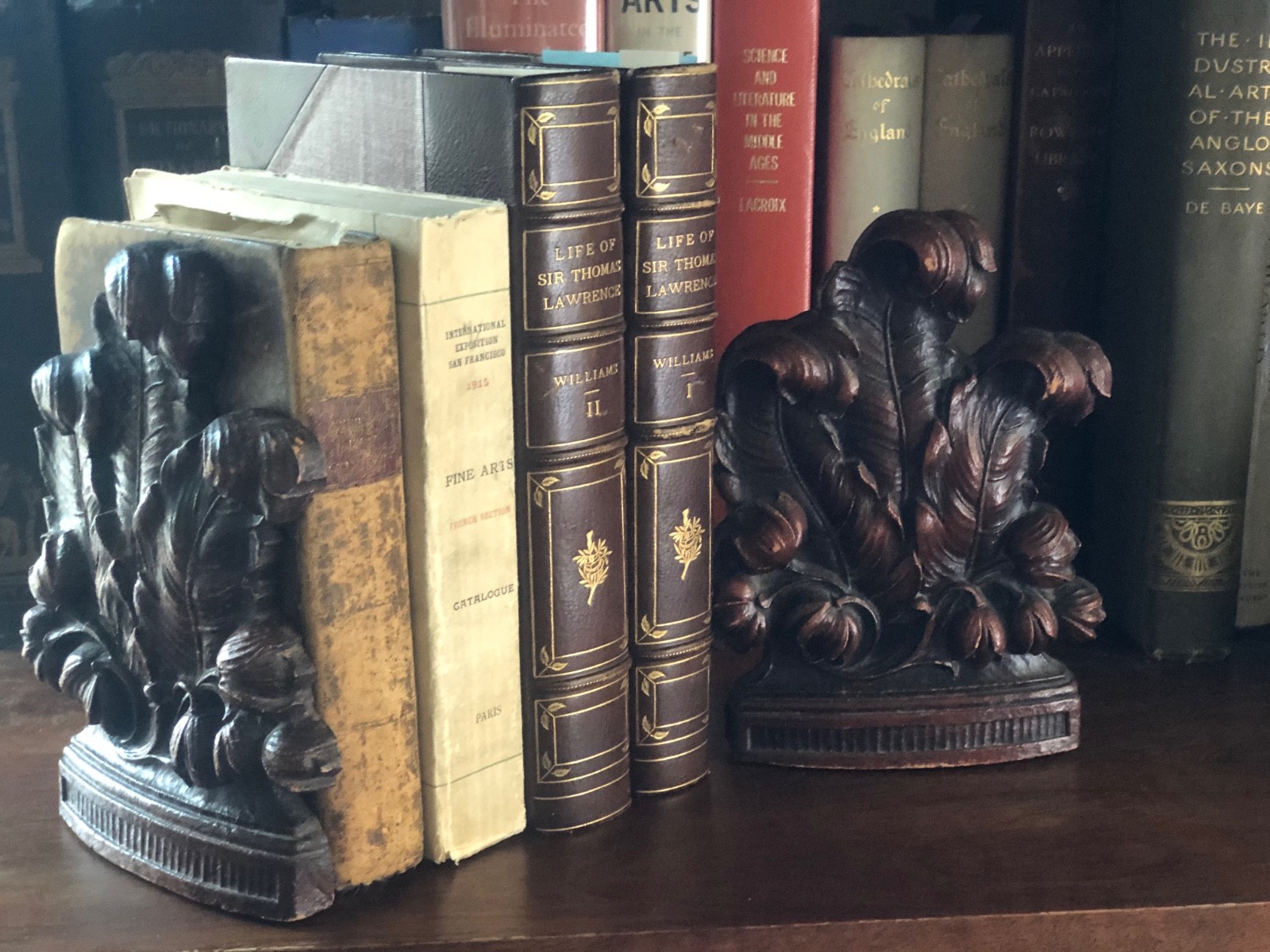 Pair of Vintage 1940/50s Handsome Syroco Bookends Elegant Floral, Fern Leaves Pair of Vintage 1940/50s Handsome Syroco Bookends Elegant Floral, Fern Leaves