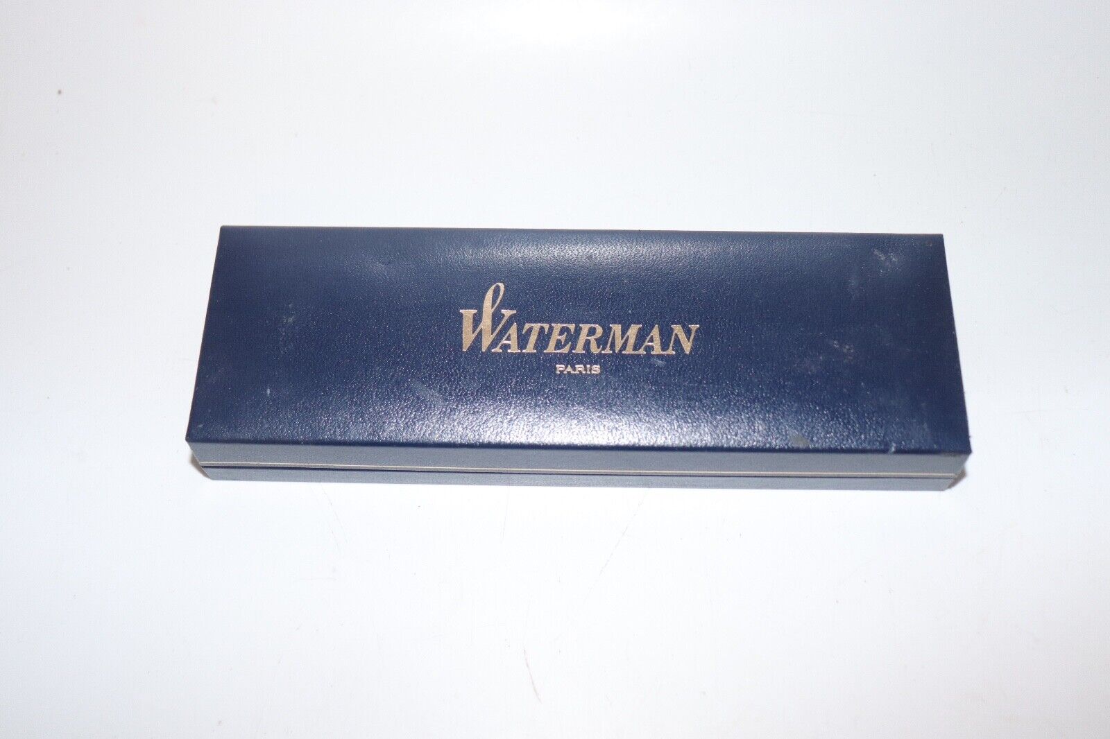 Waterman 18276-3 Black Lacquer & Gold Fountain Pen Paris