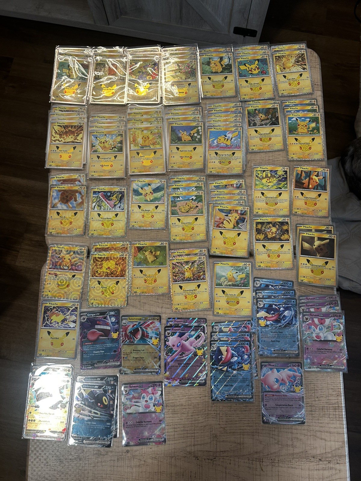 30th Celebration Pokemon TCG En Holo Anniversary LOT OF PIKACHU & EXs 90 cards 30th Celebration Pokemon TCG En Holo Anniversary LOT OF PIKACHU & EXs 90 cards
