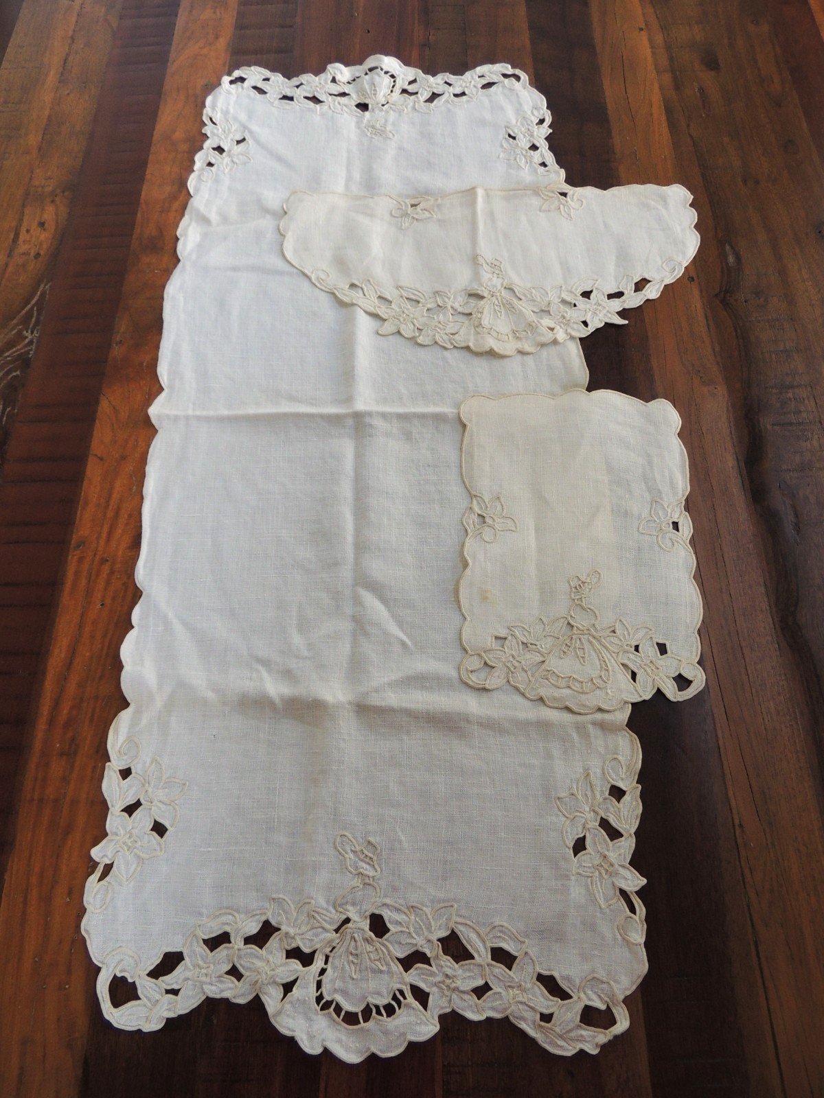 VINTAGE LINEN DRESSER SCARVES EMBROIDERED SOUTHERN BELLES, SET of 3 ~ EXCELLENT