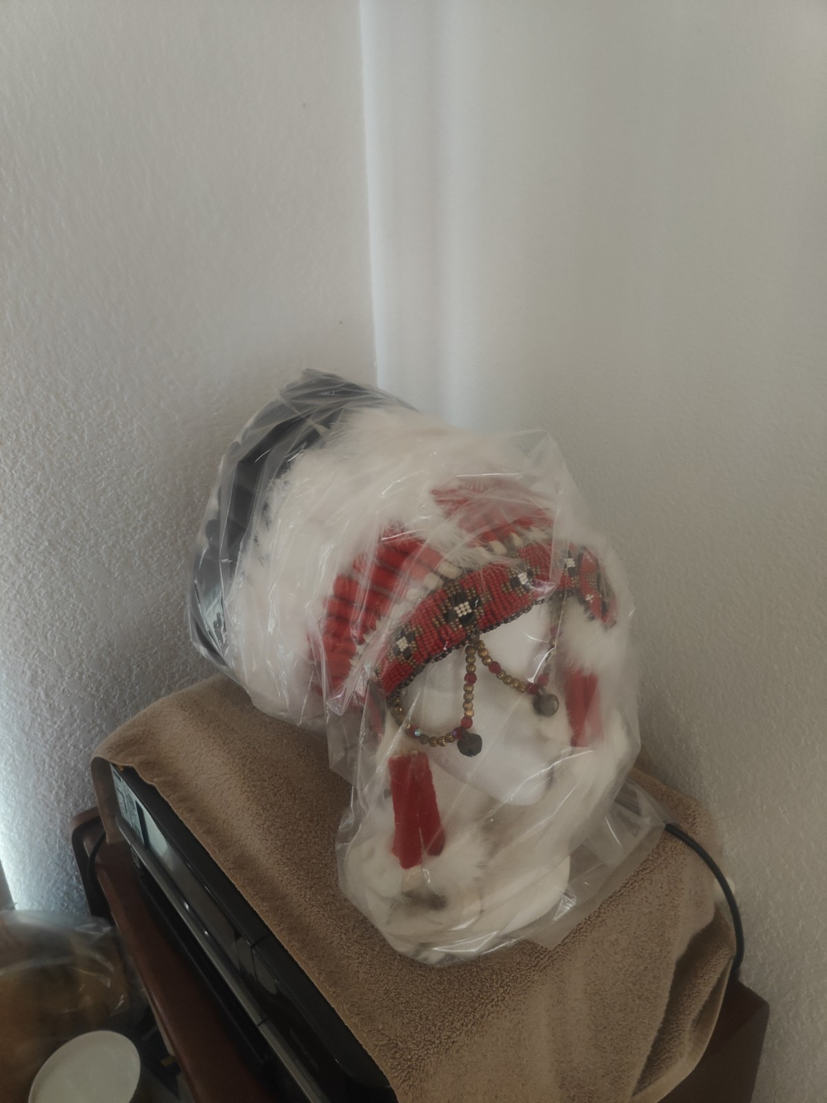 Navajo Eagle Feather Ermine Headress War Bonnet Navajo Eagle Feather Ermine Headress War Bonnet