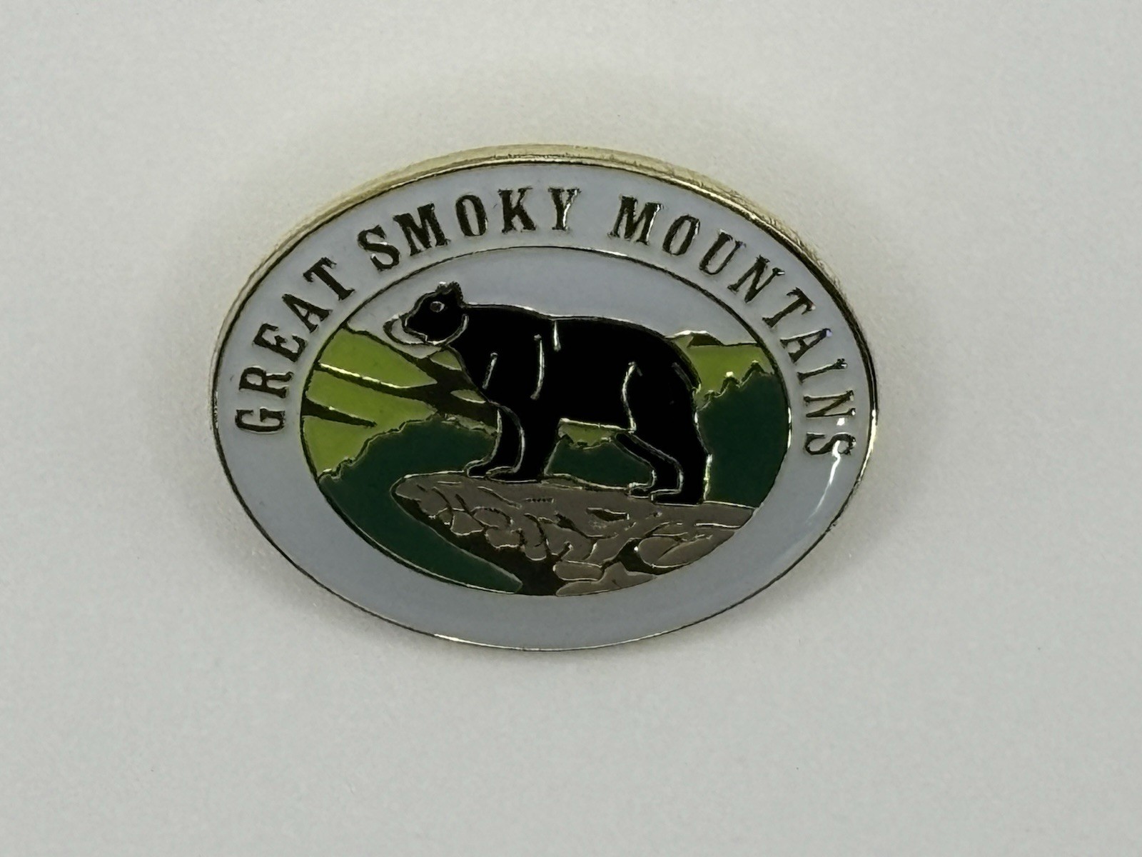 GREAT SMOKEY MOUNTAINS LAPEL PIN NEW GREAT SMOKEY MOUNTAINS LAPEL PIN NEW