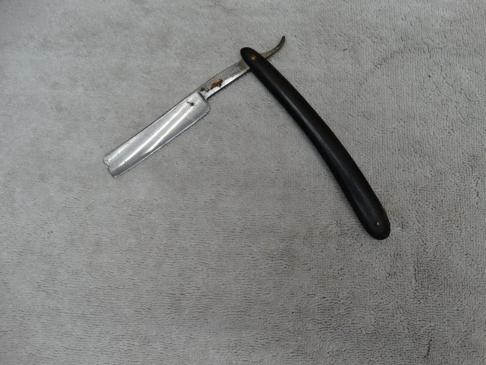 Antique J.R. Torrey & Co. Straight Blade Razor -Worchester Mass.