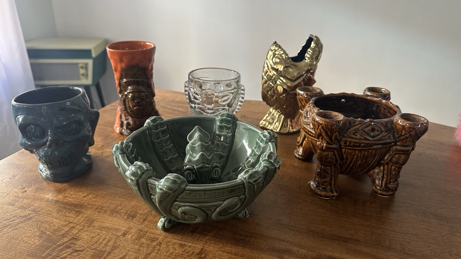 Disneyland Trader Sam’s Tiki Mug set (1st Edition) Disneyland Trader Sam’s Tiki Mug set (1st Edition)