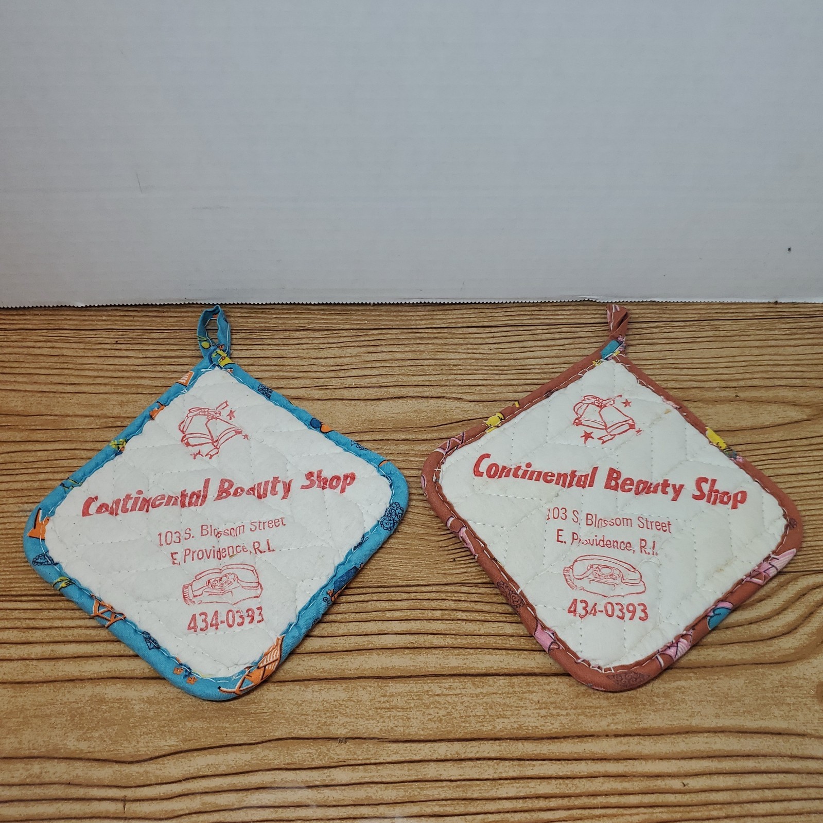 VTG Continental Beauty Shop E. Providence RI Advertising Oven Mit Lot Of 2 VTG Continental Beauty Shop E. Providence RI Advertising Oven Mit Lot Of 2
