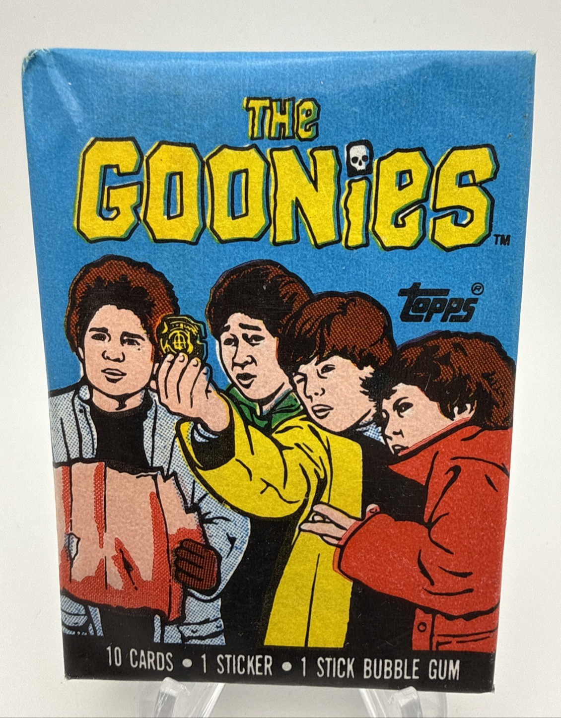 1x 1985 TOPPS The Goonies Sealed Wax Pack - 10 Cards + 1 Sticker Per Pack 1x 1985 TOPPS The Goonies Sealed Wax Pack - 10 Cards + 1 Sticker Per Pack