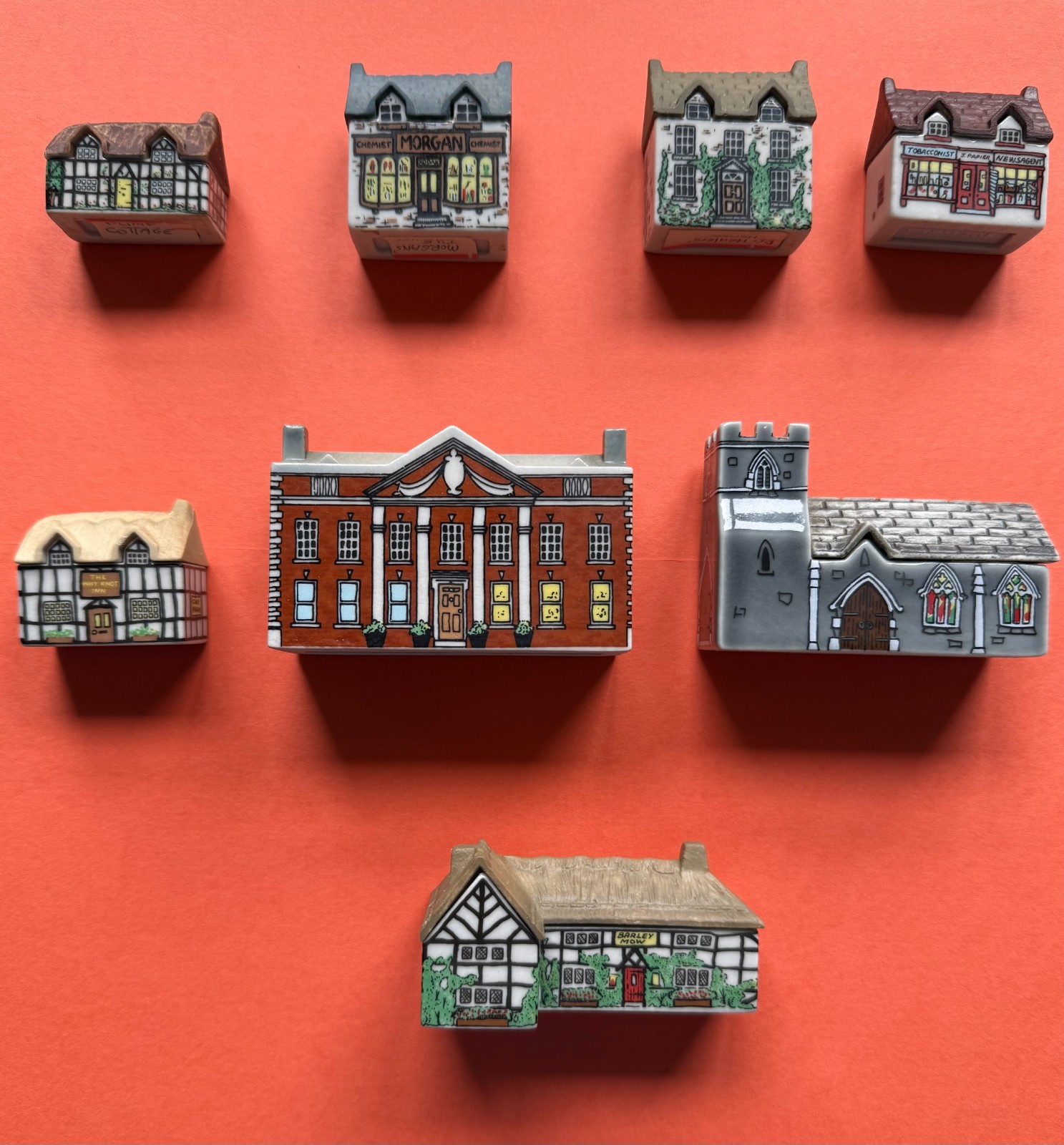 Wade England Whimsey-on-why Porcelain English Village. Set 1. Wade England Whimsey-on-why Porcelain English Village. Set 1.
