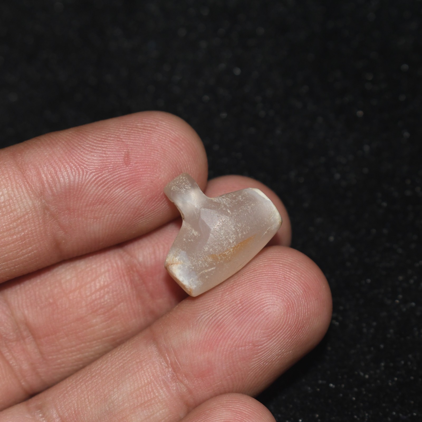 Genuine Ancient Tibetan Himalayan Agate Stone Dzi Bead Amulet in good Condition Genuine Ancient Tibetan Himalayan Agate Stone Dzi Bead Amulet in good Condition