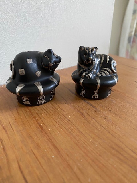 Vintage Emilia Castillo Black Cat Salt and Pepper Shakers Black with Silver Over Vintage Emilia Castillo Black Cat Salt and Pepper Shakers Black with Silver Over