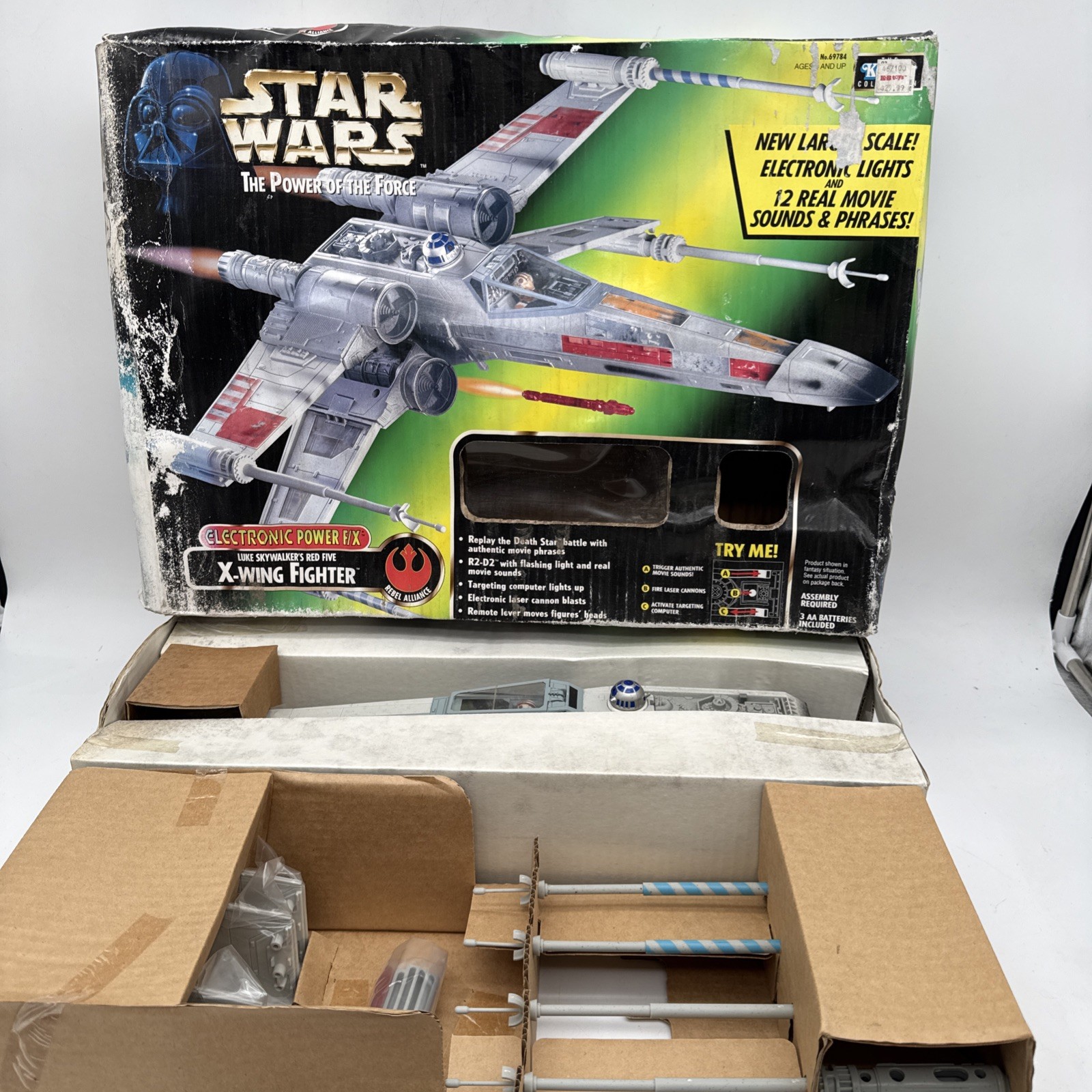 Kenner Power of the Force Electronic X-Wing Fighter Luke Skywalker 1995 Kenner Power of the Force Electronic X-Wing Fighter Luke Skywalker 1995