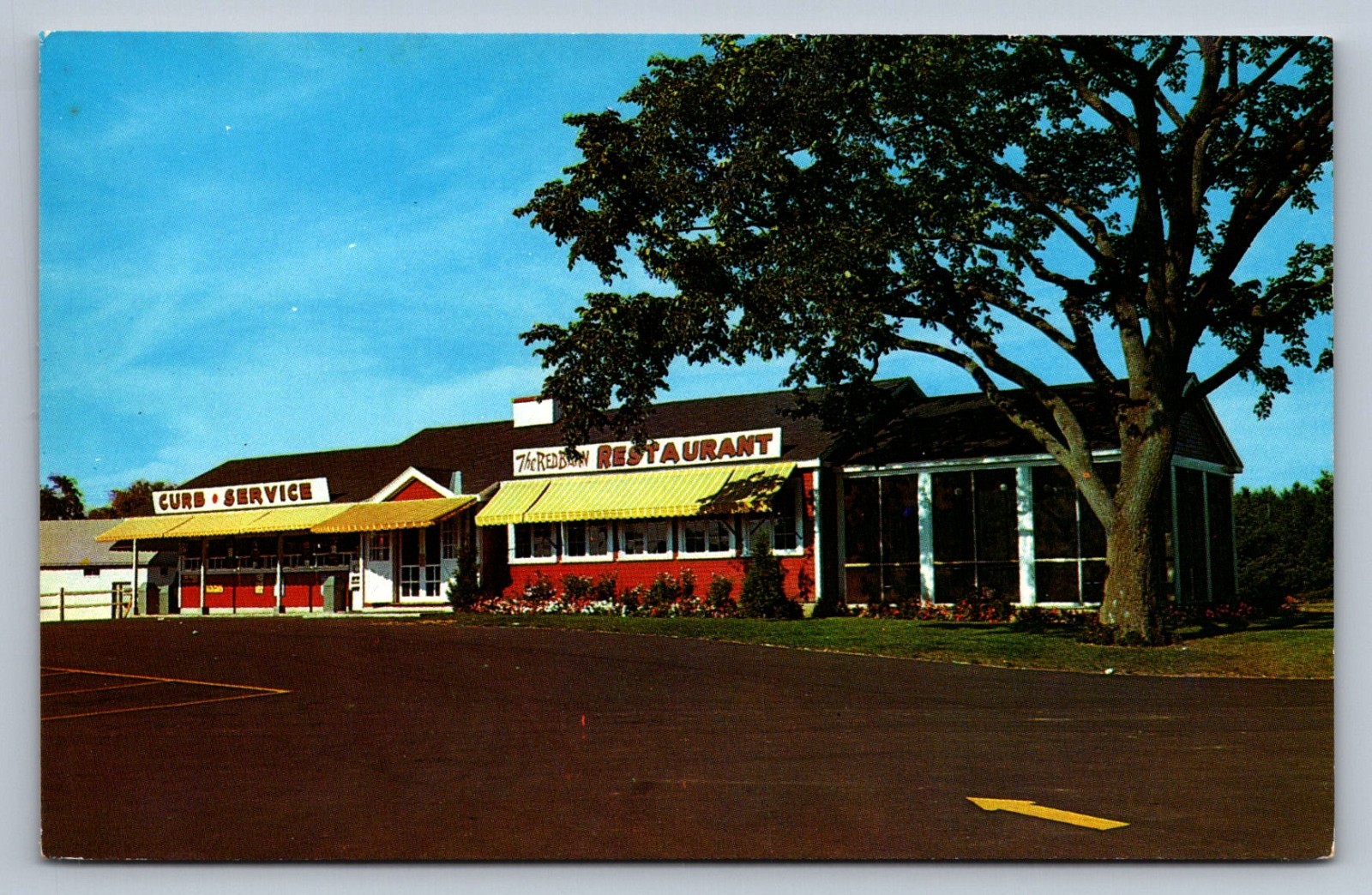 Postcard New Hampshire Gilford The Red Barn Restaurant Exterior Chrome F368 Postcard New Hampshire Gilford The Red Barn Restaurant Exterior Chrome F368