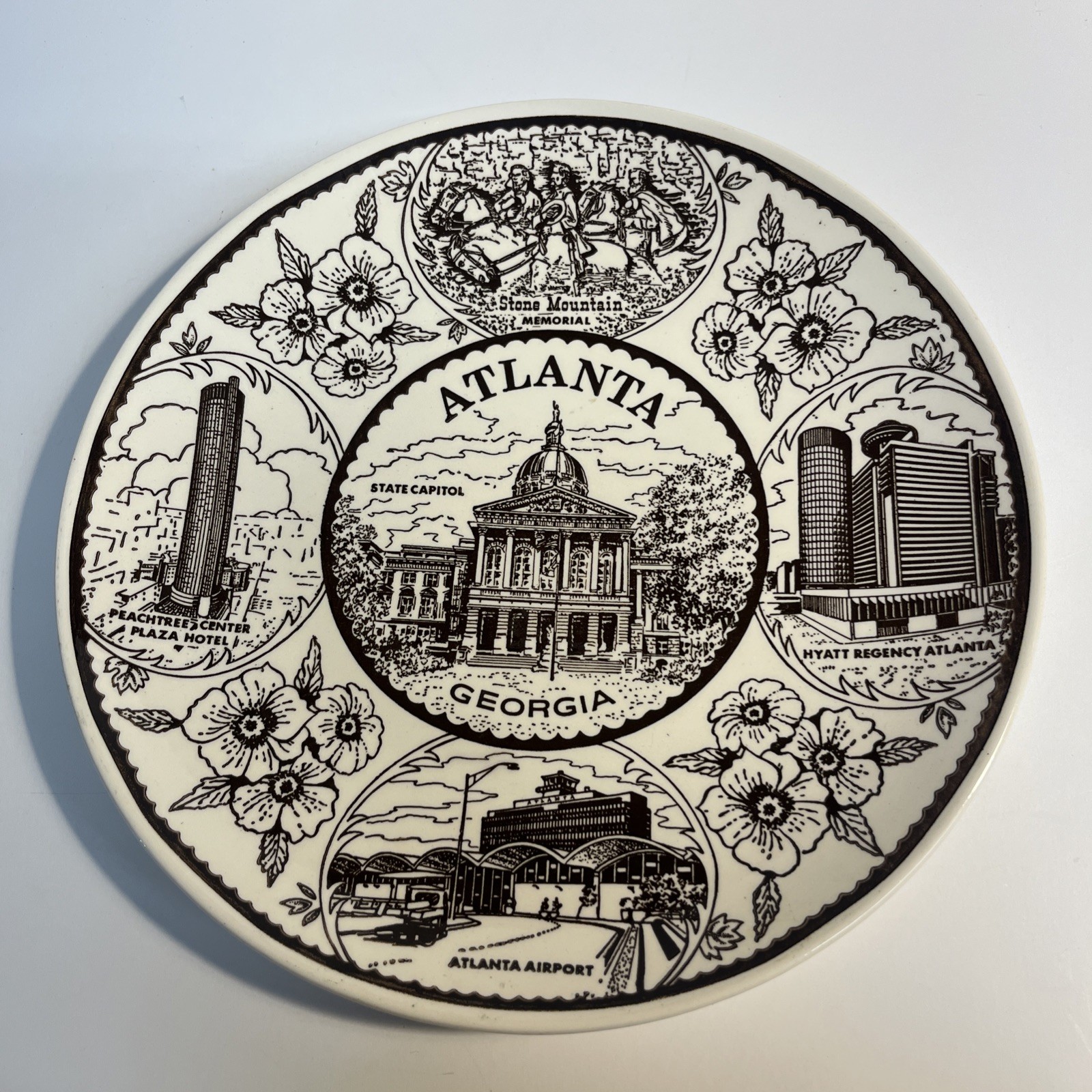 Vintage Smiles Atlanta Georgia 10” Plate Awesome History Vintage Smiles Atlanta Georgia 10” Plate Awesome History
