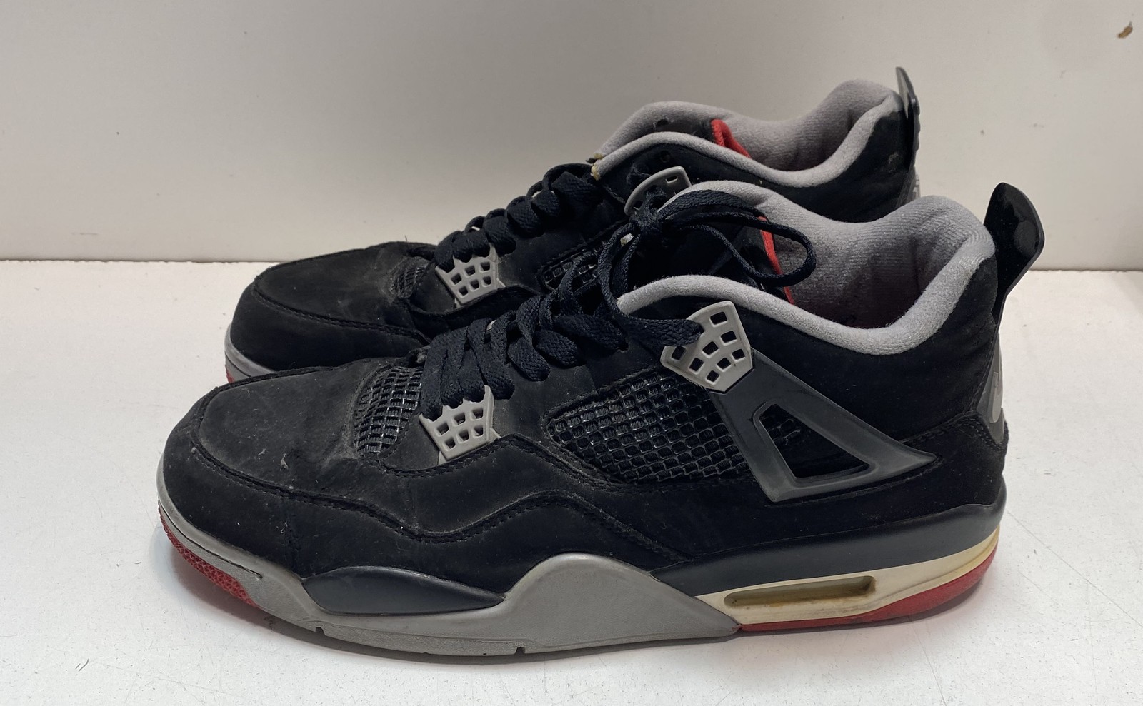 Nike Air Jordan 4 Retro Bred 2019 Black Cement Size 13 Nike Air Jordan 4 Retro Bred 2019 Black Cement Size 13