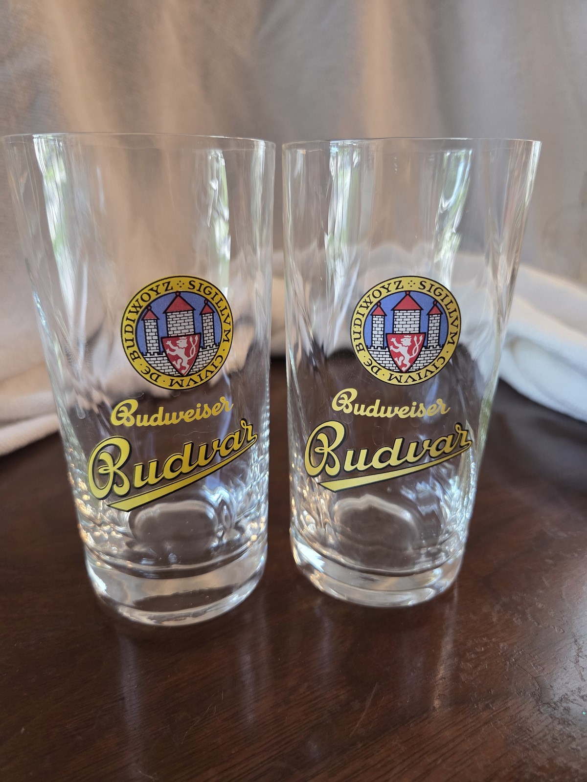 Budweiser Budvar Czech Beer Pilsner Glasses Pair 6" City Crest