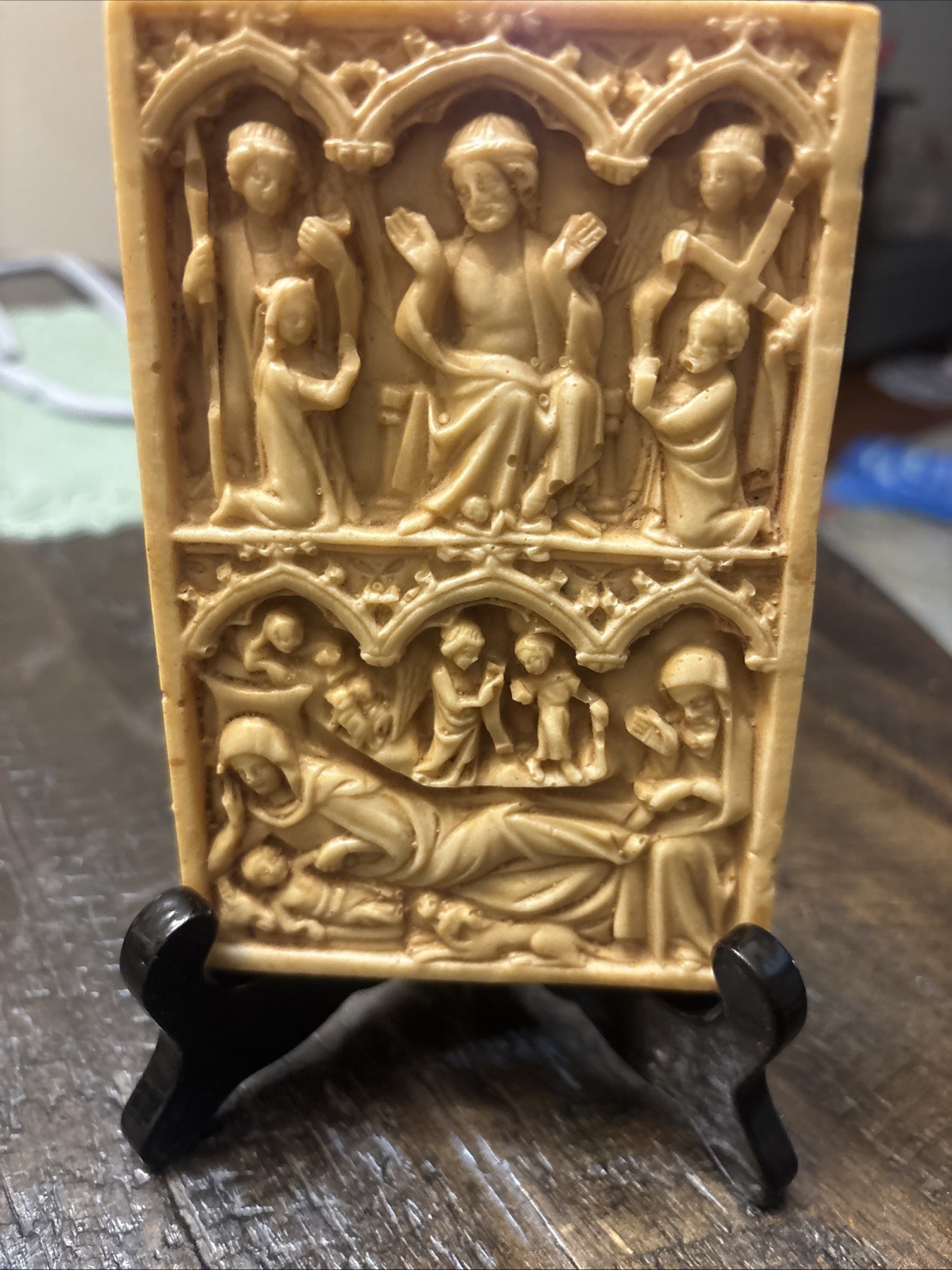Vintage MMA by Artek Byzantine Style Nativity Scene Faux Ivory Resin Plaque Vintage MMA by Artek Byzantine Style Nativity Scene Faux Ivory Resin Plaque