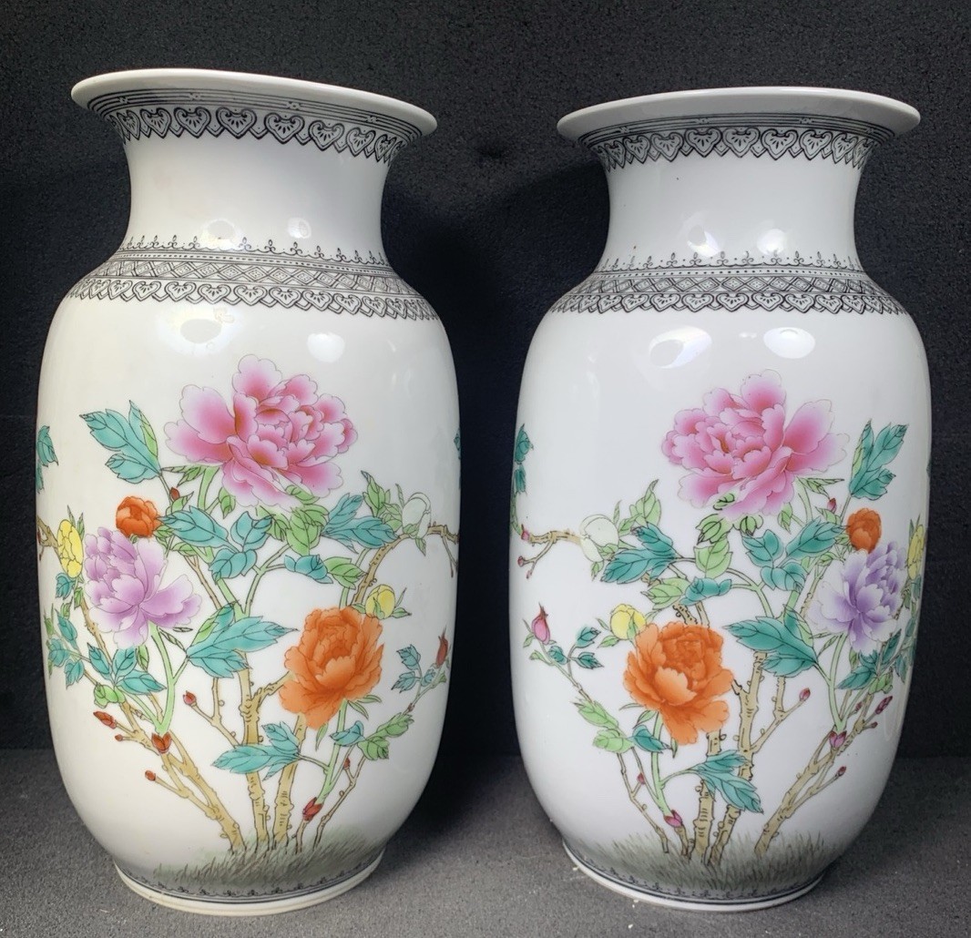 Chinese Porcelain Mirror Image Vase Pair, Red Mark, Writing On Side, Beautiful Chinese Porcelain Mirror Image Vase Pair, Red Mark, Writing On Side, Beautiful