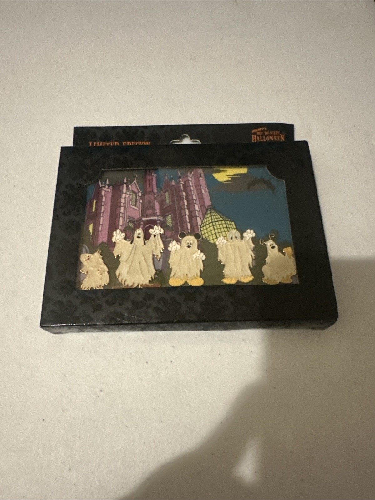 Mickey's Not So Scary Halloween Party - 2007 Limited Edition Set Pin in a box