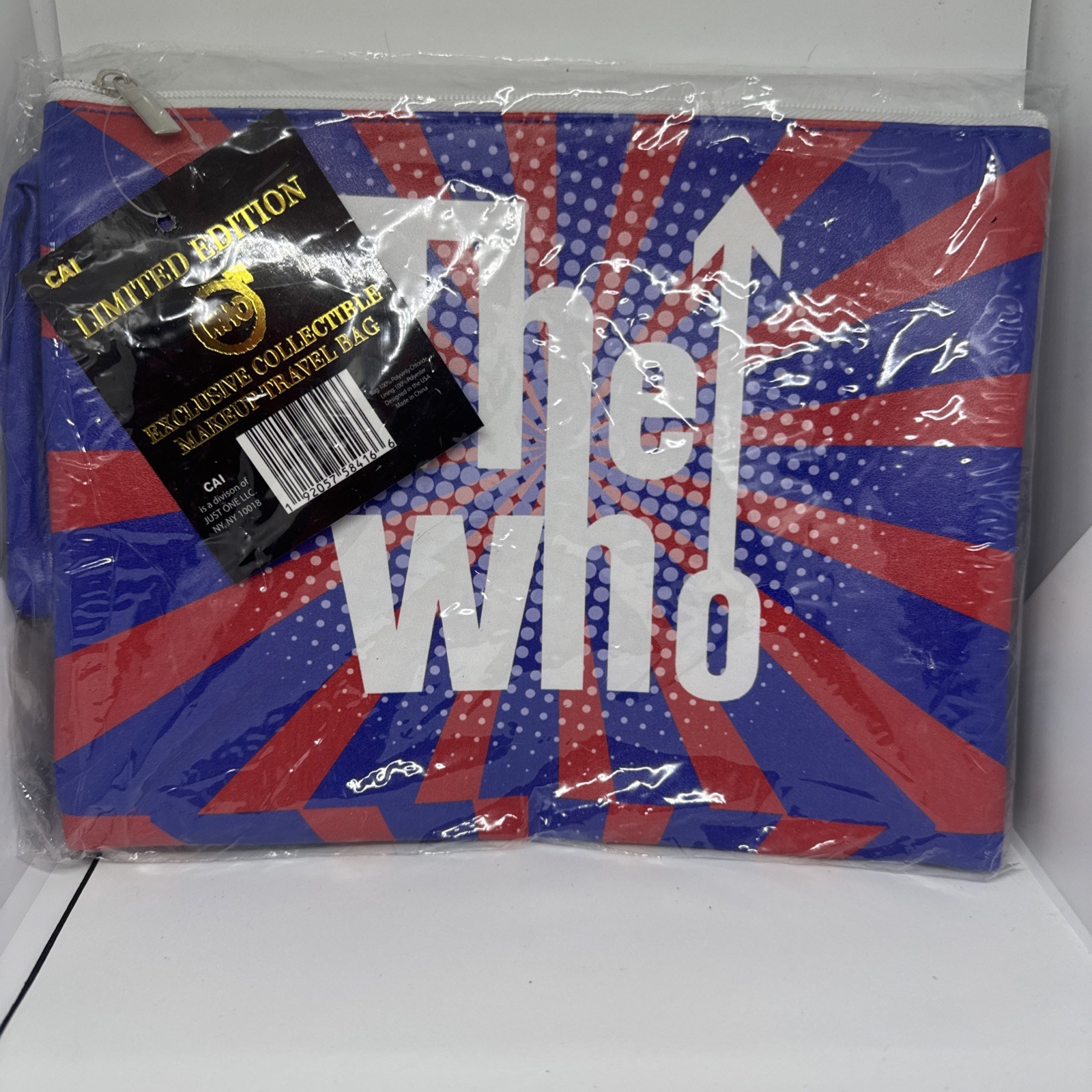 THE WHO LIMITED EDITION TRAVEL COSMETIC BAG - NEW / UNUSED Red/wht/Blue THE WHO LIMITED EDITION TRAVEL COSMETIC BAG - NEW / UNUSED Red/wht/Blue