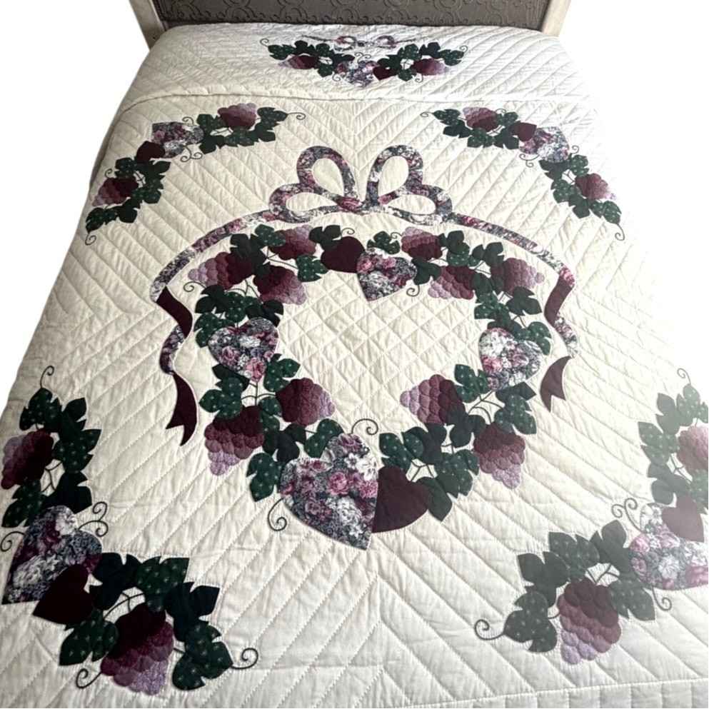 Handmade Grapevine Appliqué Quilt Floral Basket Vineyard Cottage Queen Quilt