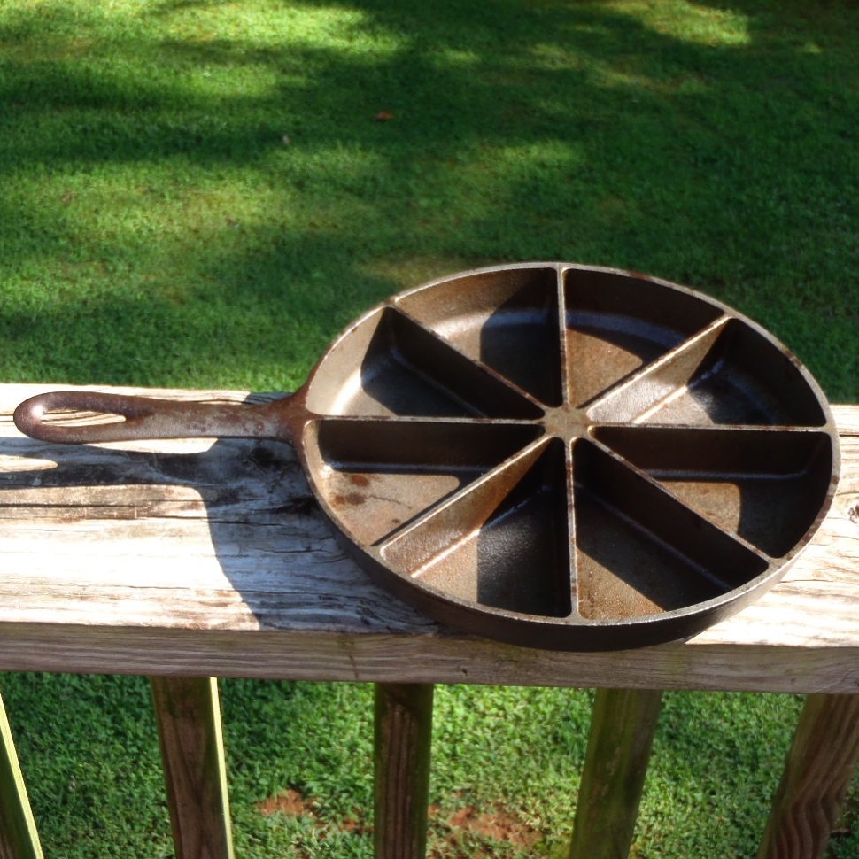 Vintage Birmingham BSR 8 Section Cast Iron Wedge CORNBREAD Skillet Pan Pat. Pend Vintage Birmingham BSR 8 Section Cast Iron Wedge CORNBREAD Skillet Pan Pat. Pend