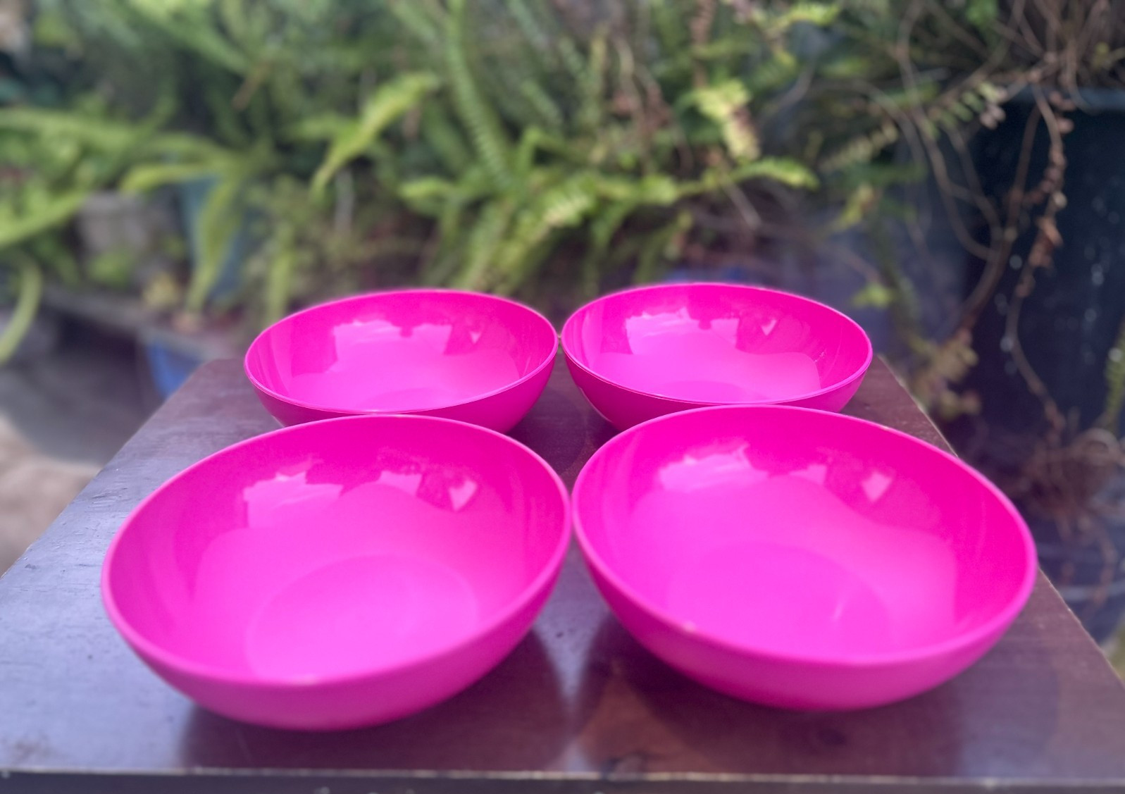Tupperware Open House Cereal Bowls Set Of 4 Fuschia 700ml New Tupperware Open House Cereal Bowls Set Of 4 Fuschia 700ml New