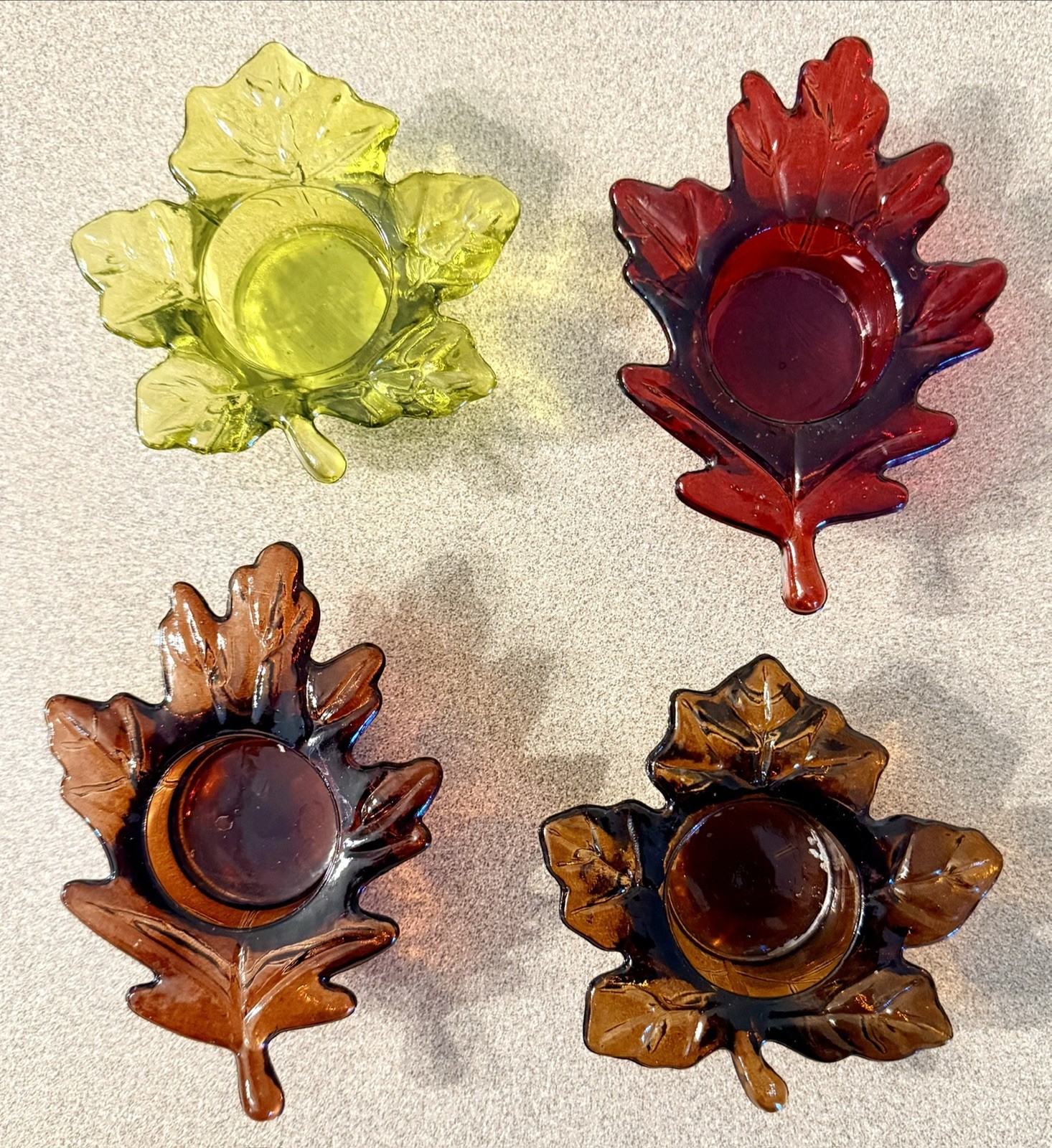 Set 4 Vintage Glass Leaf Candle Votive Holders Fall Harvest Thanksgiving Decor Set 4 Vintage Glass Leaf Candle Votive Holders Fall Harvest Thanksgiving Decor