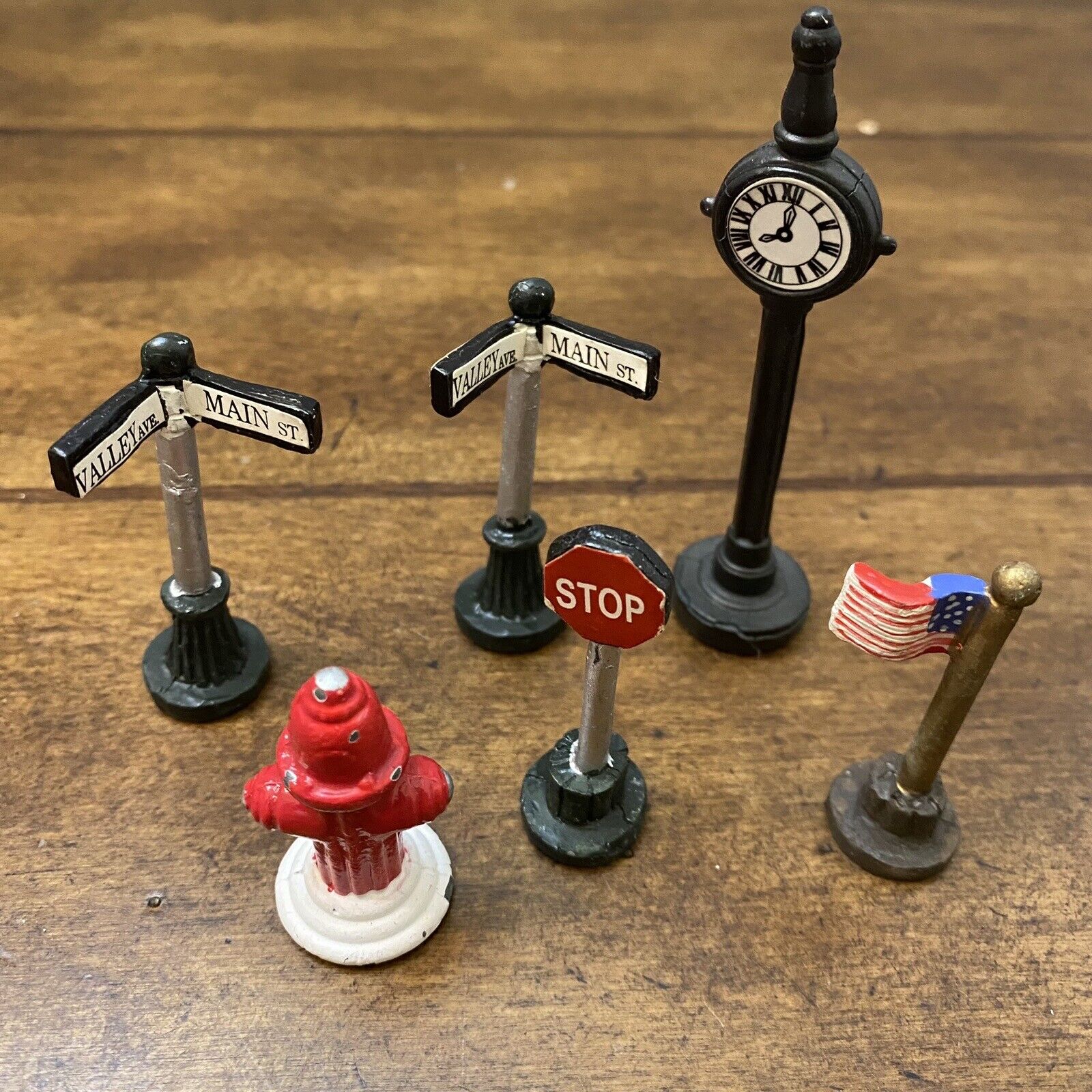 Christmas Village Town Clock Street Signs Fire Hydrant Flag Pole 3” Lot of 6 A3