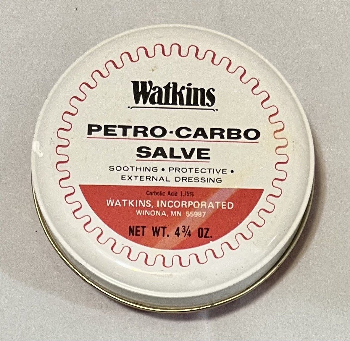 Vintage Watkins Petro-Carbo Salve Metal Tin 4 3/4 Oz Cut Burn Chaffing 98% Full Vintage Watkins Petro-Carbo Salve Metal Tin 4 3/4 Oz Cut Burn Chaffing 98% Full