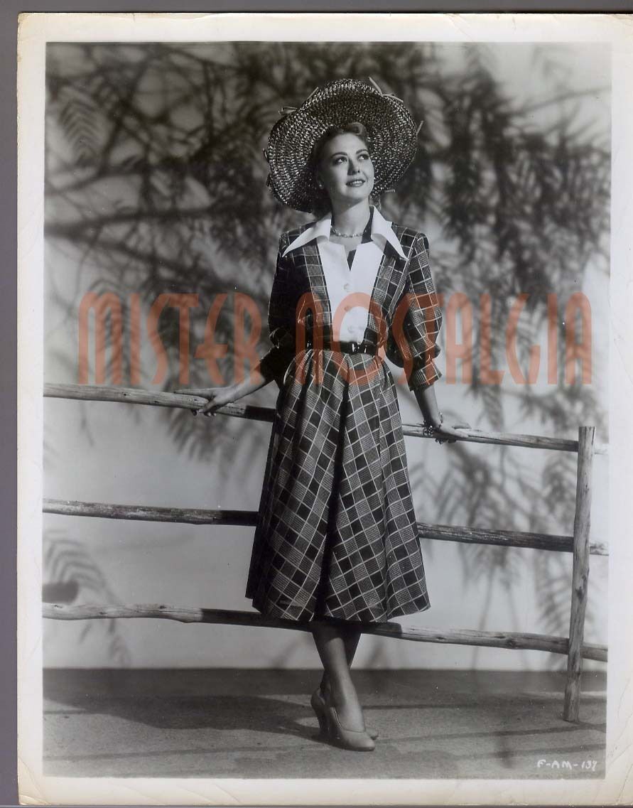 VINTAGE PHOTO 1945 Adele Mara Republic Pictures Fashion Photo 139