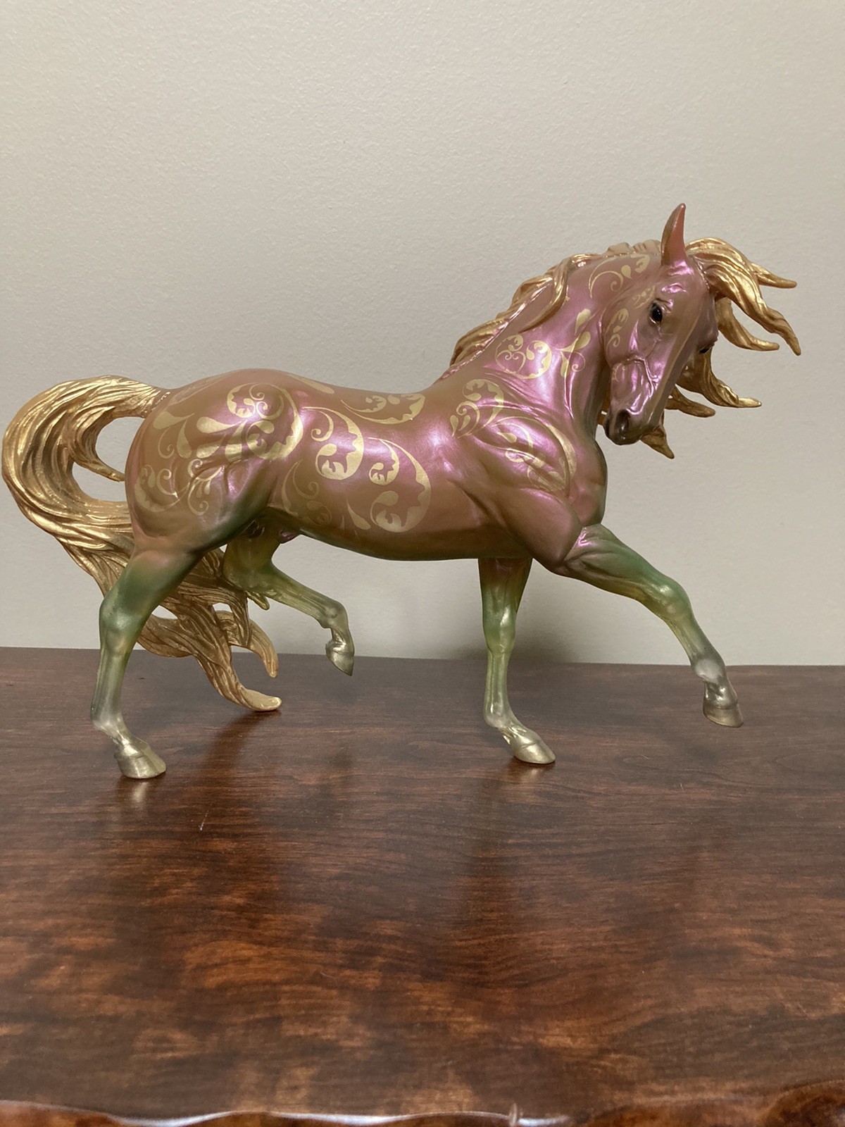 Breyer Horse. Samba Surprise Deco Matte. Breyerfest 2016 SR. Esprit. Translucent Breyer Horse. Samba Surprise Deco Matte. Breyerfest 2016 SR. Esprit. Translucent